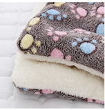 Flannel Dog Bed Mat – Soft Winter Blanket