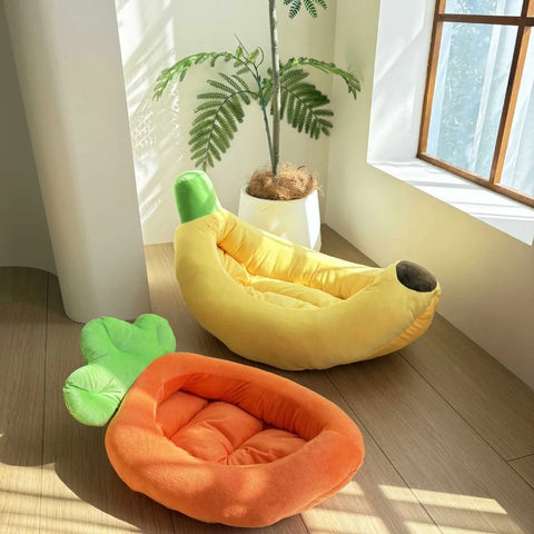 Banana-Shaped Pet Bed – Warm Removable Cat & Dog Nest