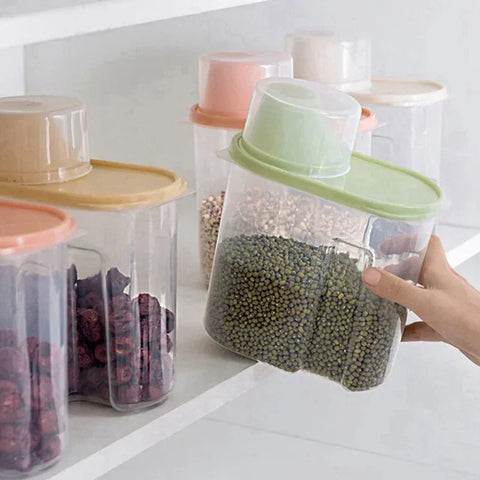 Airtight Pet Food Storage Jar – Measuring Cup Included
